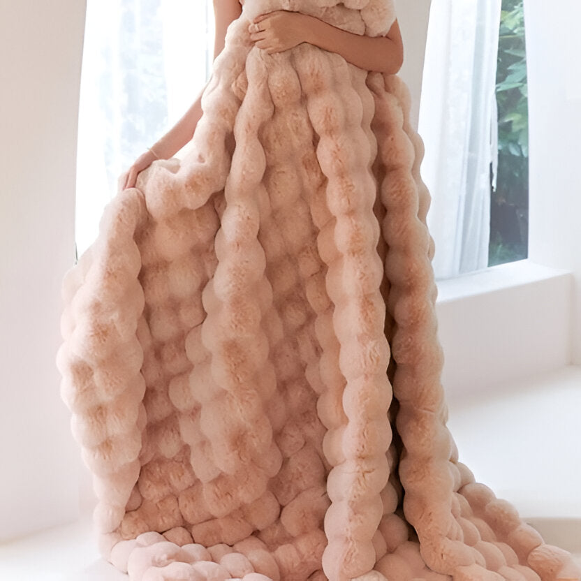 All-Season Blanket with Elegant Design - product detail 16