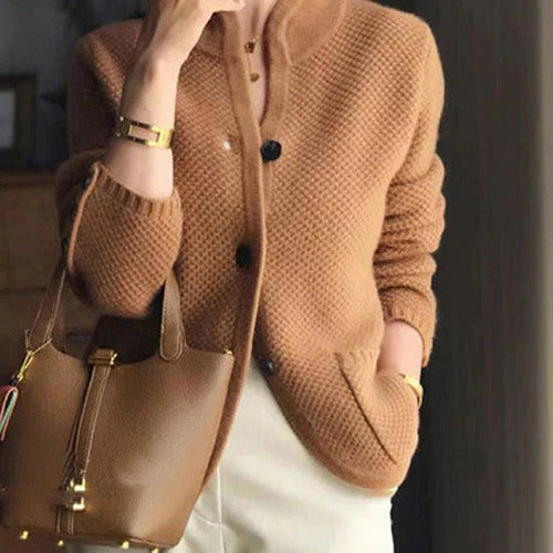 Cardigan for cozy evenings: your favorite piece in your wardrobe - product image 1