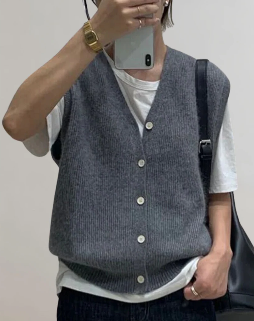 Casual knitted waistcoat with button placket - product image 3