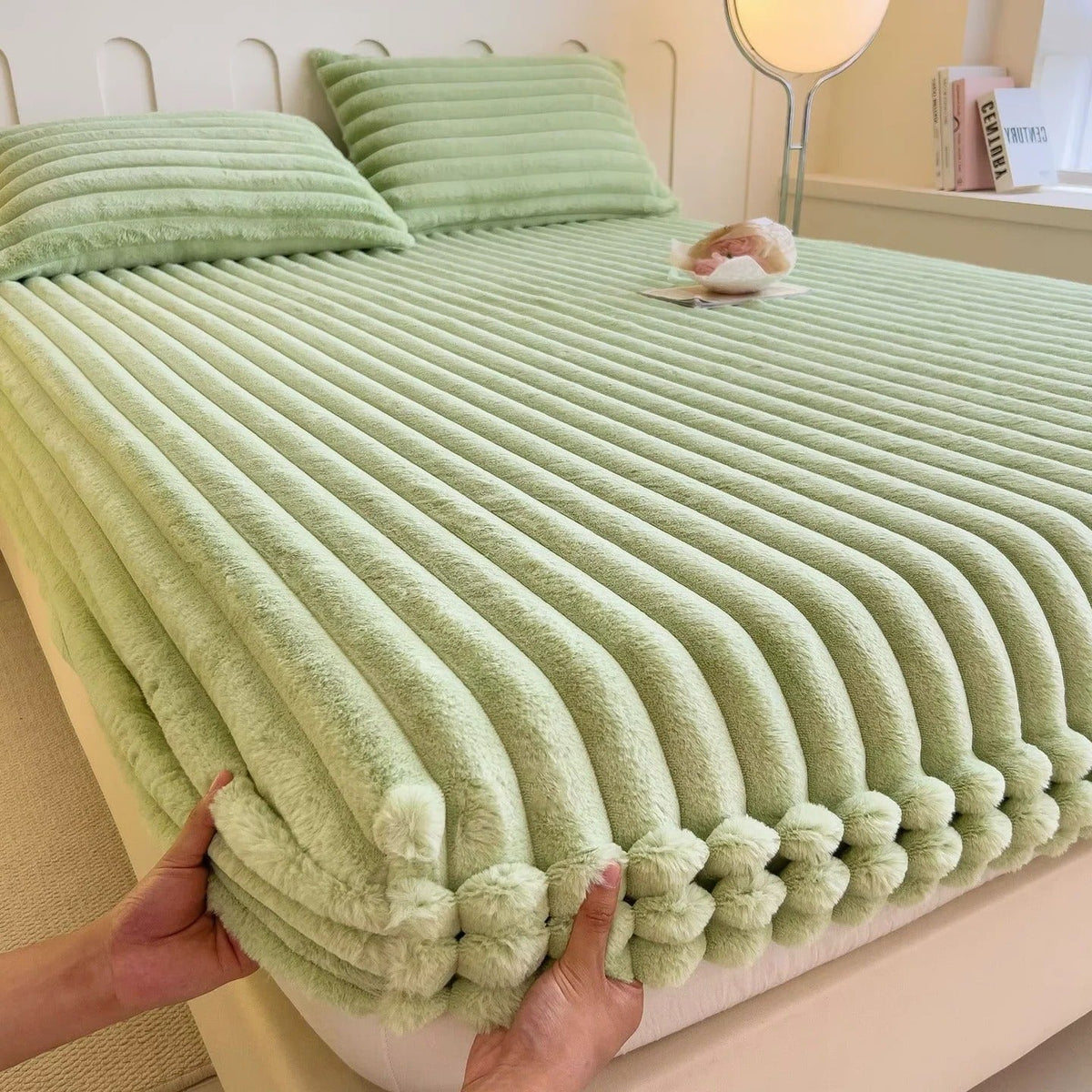 Ultra-Soft Luxury Fitted Bed Sheet - product image 3