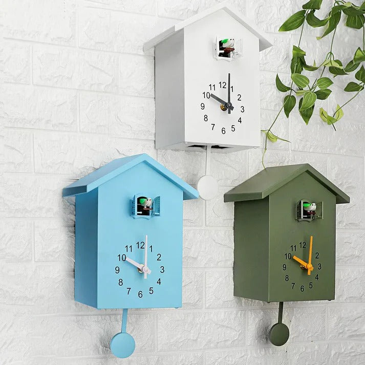 Cuckoo Clock with Decorative Design - product detail 7