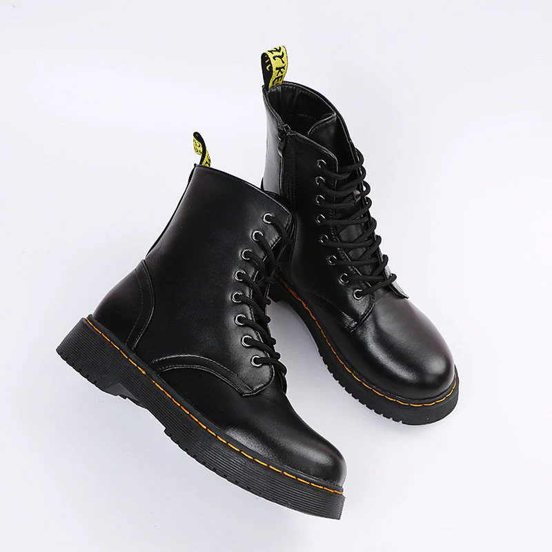 Comfortable boots with laces and a zipper - product image 4