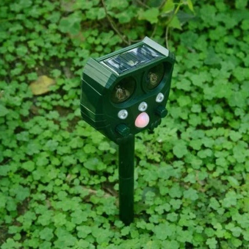 Ultrasonic Solar Snake Repeller - product detail 3