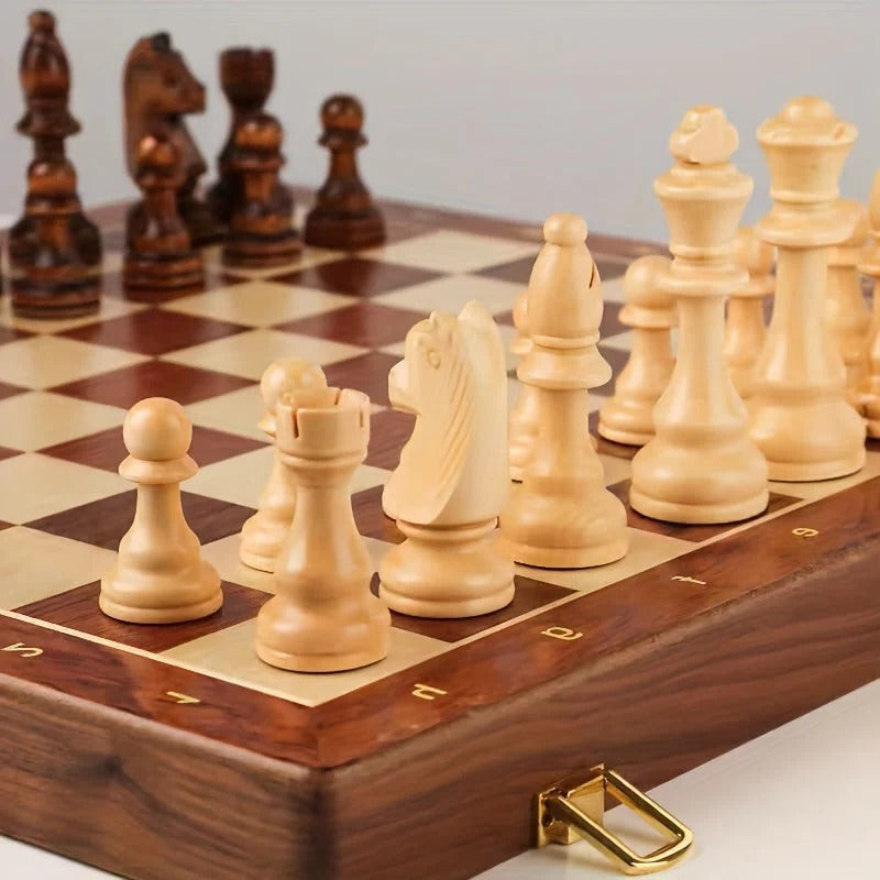 Wooden Chess Set - product detail 4
