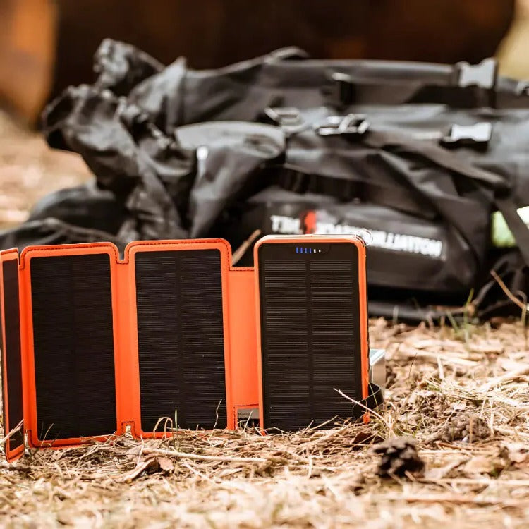 High-Capacity Solar Power Bank for Ultimate Independence - product detail 3