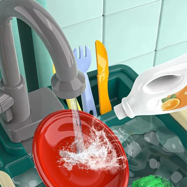 Children’s Play Kitchen with Flowing Water Feature - product detail 9