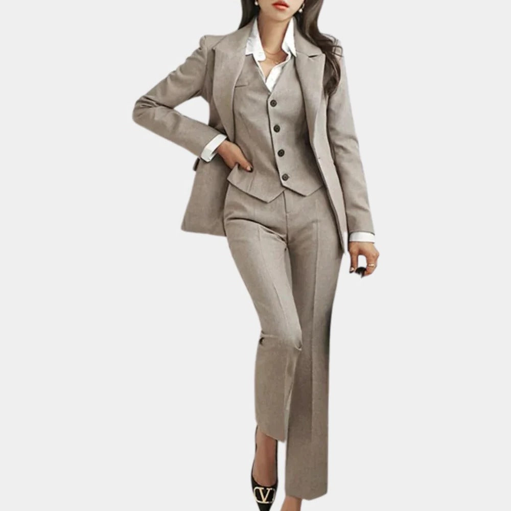 NOMOVA Elegant 3-Piece Ladies Set