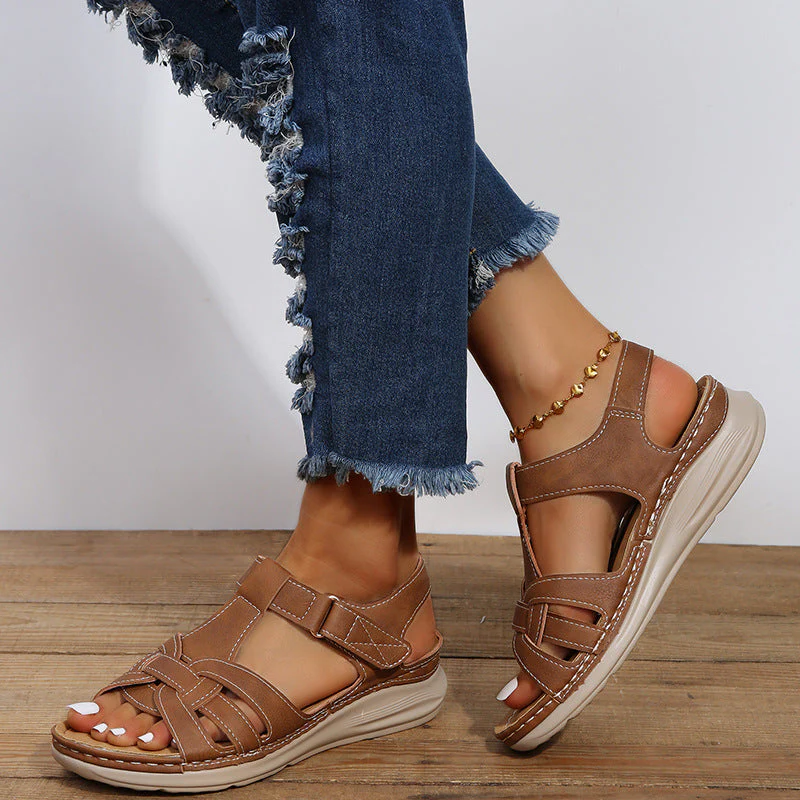 Women's orthopaedic sandals with Velcro - product image 3