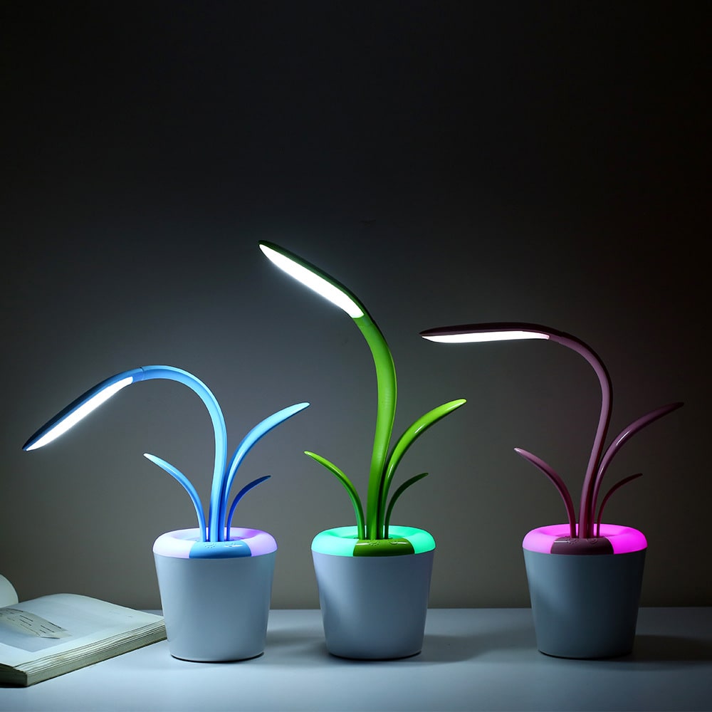 Lámpara de escritorio infantil con luz LED, cuello de cisne flexible, batería recargable y carga USB