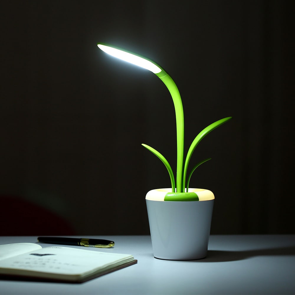 Lámpara de escritorio infantil con luz LED, cuello de cisne flexible, batería recargable y carga USB
