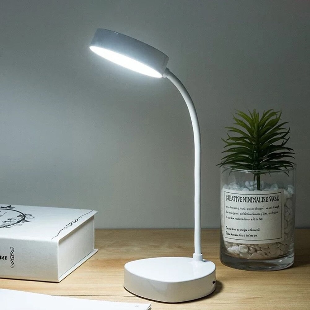 Lámpara de escritorio LED con cuello de cisne flexible ajustable, recargable por USB, de diseño corto y compacto