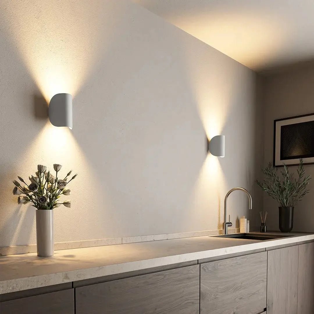 Aplique de pared LED con iluminación hacia arriba y hacia abajo para dormitorio y salón, linterna de exterior