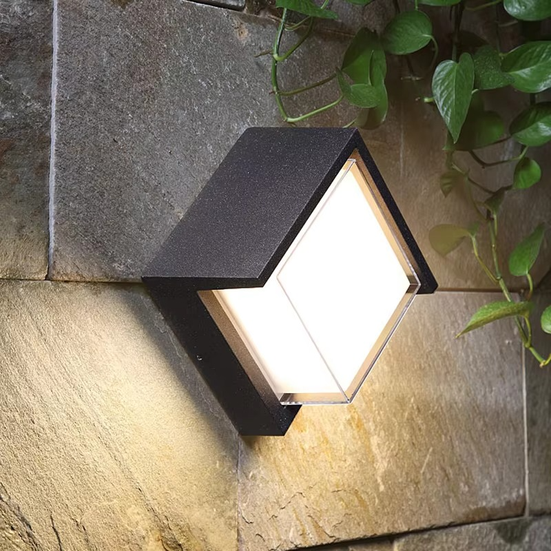Luz de pared exterior LED con sensor de movimiento para iluminación exterior