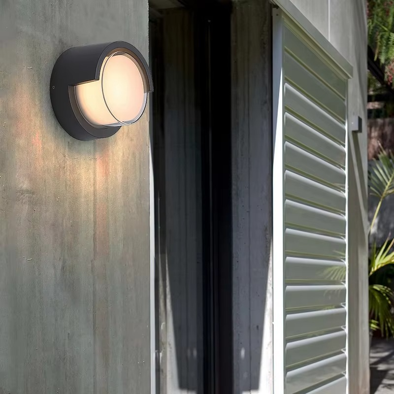Luz de pared exterior LED con sensor de movimiento para iluminación exterior