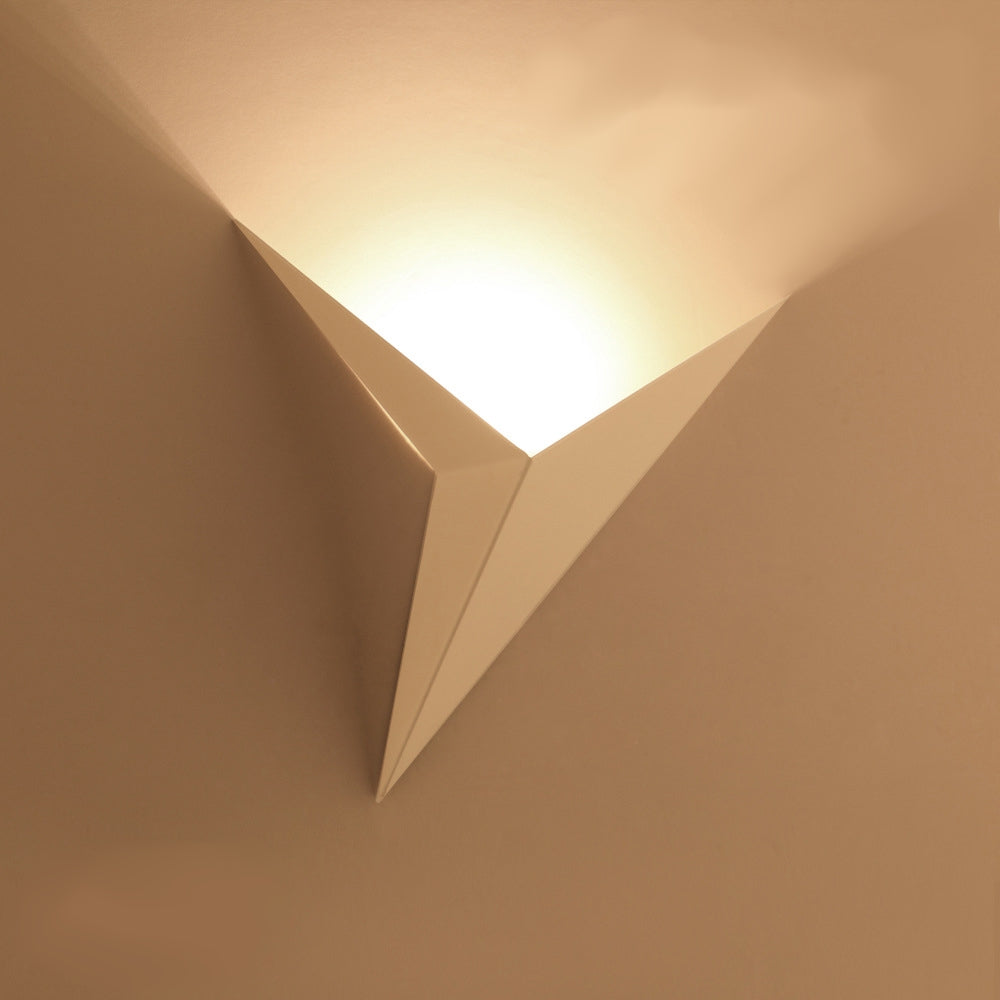 Lámparas de pared de lujo con diseño triangular elegante