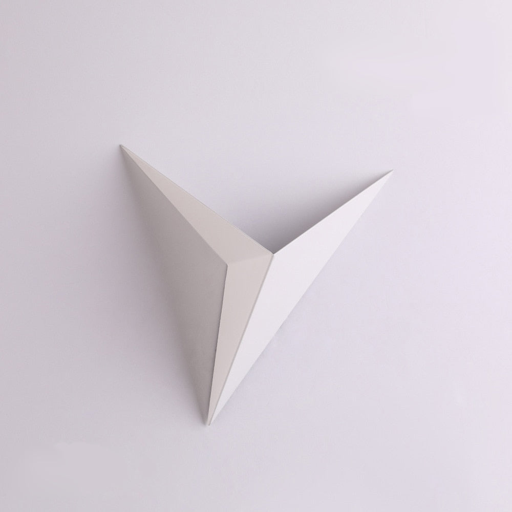 Lámparas de pared de lujo con diseño triangular elegante