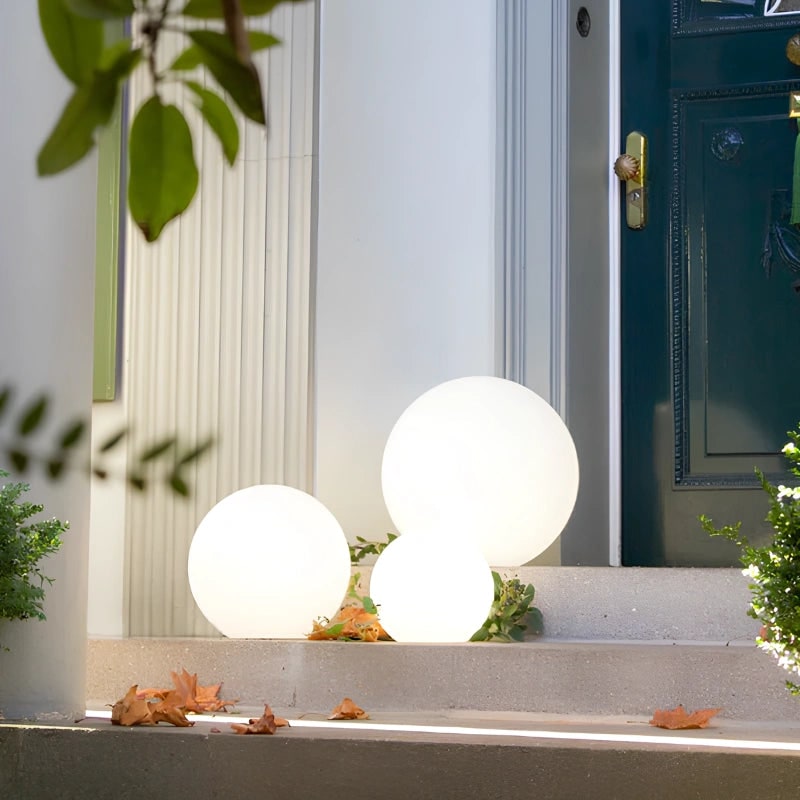 Luces de exterior en forma de globo, esmeriladas, portátiles, inalámbricas y resistentes a la intemperie para jardín