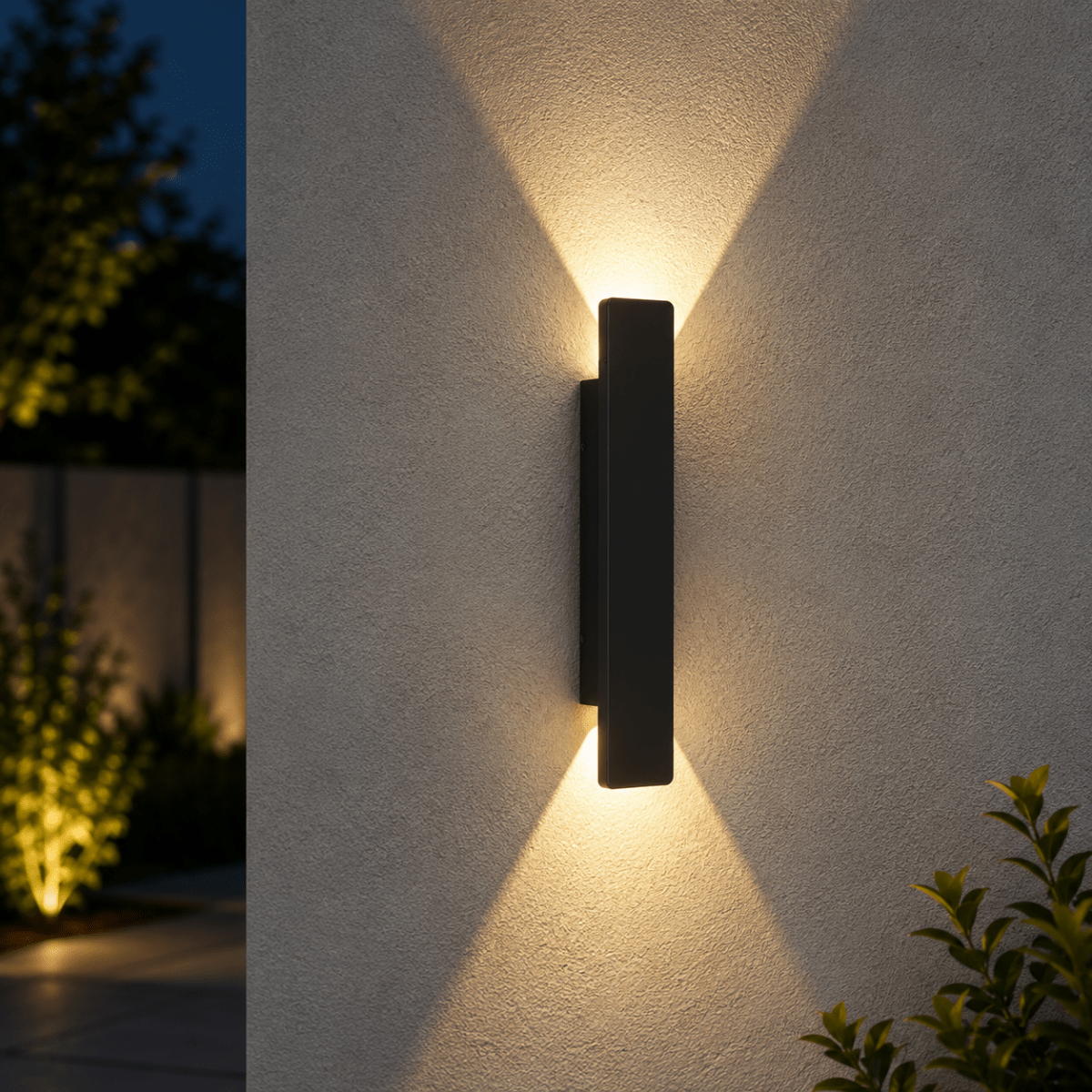 Aplique de pared exterior y lámpara con iluminación LED hacia arriba y hacia abajo y diseño rectangular moderno