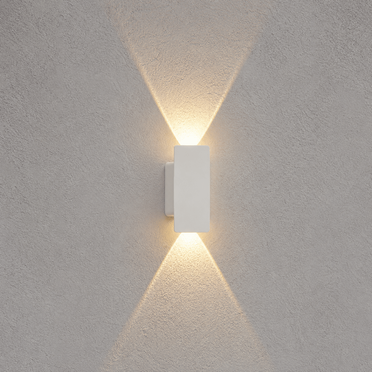 Aplique de pared exterior y lámpara con iluminación LED hacia arriba y hacia abajo y diseño rectangular moderno