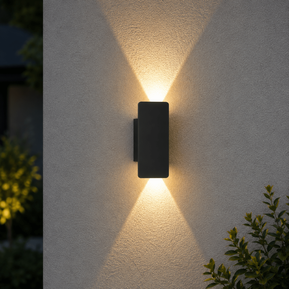 Aplique de pared exterior y lámpara con iluminación LED hacia arriba y hacia abajo y diseño rectangular moderno