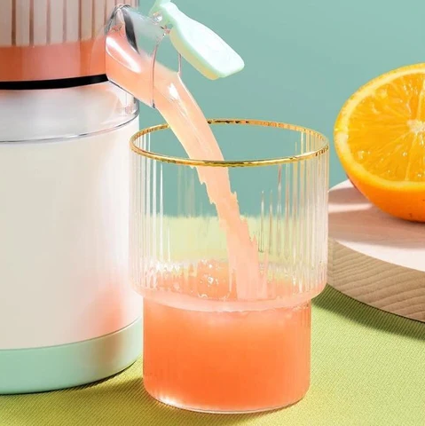 Portable Wireless Electric Fresh Orange Citrus Squeezer Juicer - product image 5