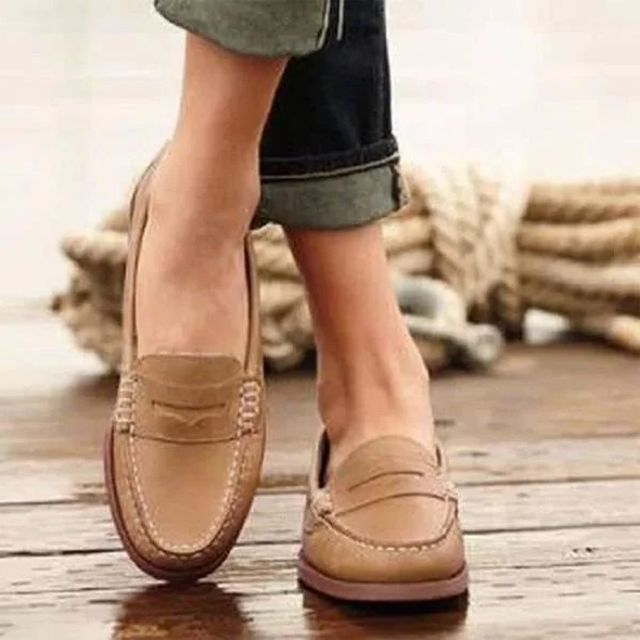 Women Vintage Slip On Loafers Low Heel PU Leather Loafers - product image 4
