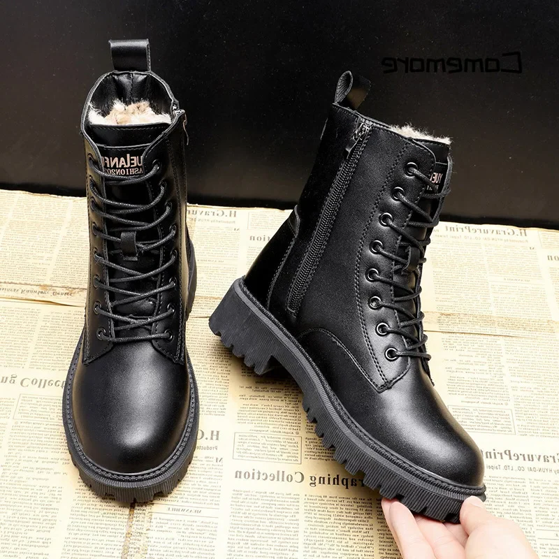 Stylish and durable black leather winter boots - product image 3