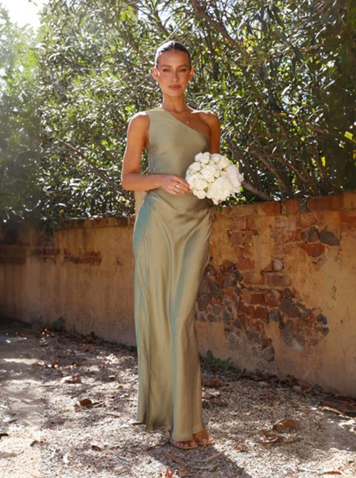 Sexy asymmetrical slit dress - product image 3