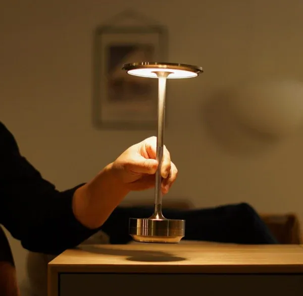 Wireless Table Lamp - product image 5