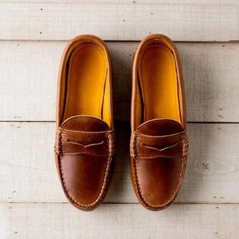Women Vintage Slip On Loafers Low Heel PU Leather Loafers - product image 3