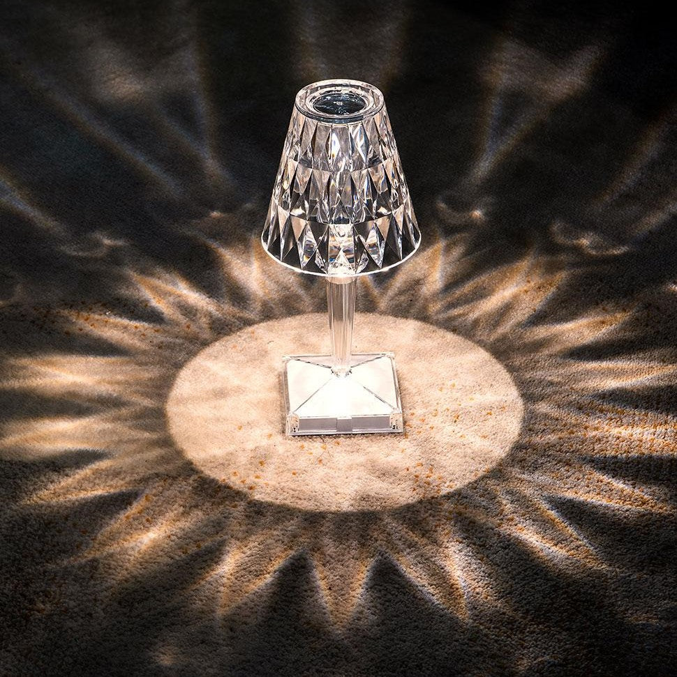 Lámpara elegante con acento de cristal, regulable y recargable para iluminación del hogar