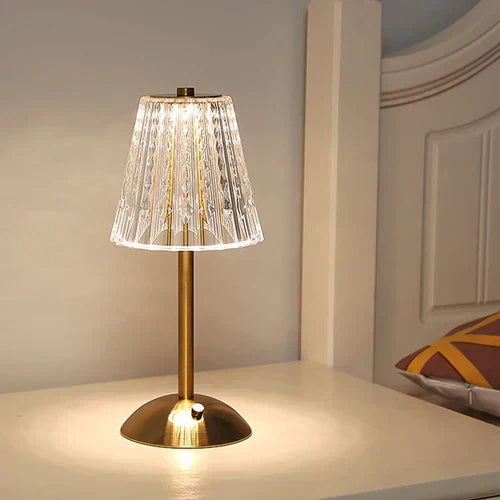 Lámpara de mesa de cristal decorativa con luz dorada para interiores modernos