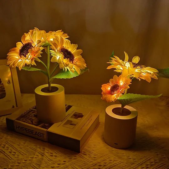 Lámpara de acento LED estilo girasol con luz cálida decorativa
