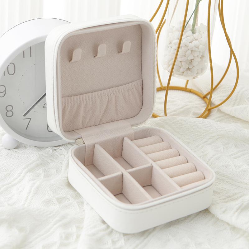 Travel Case For Jewelry - product image 4