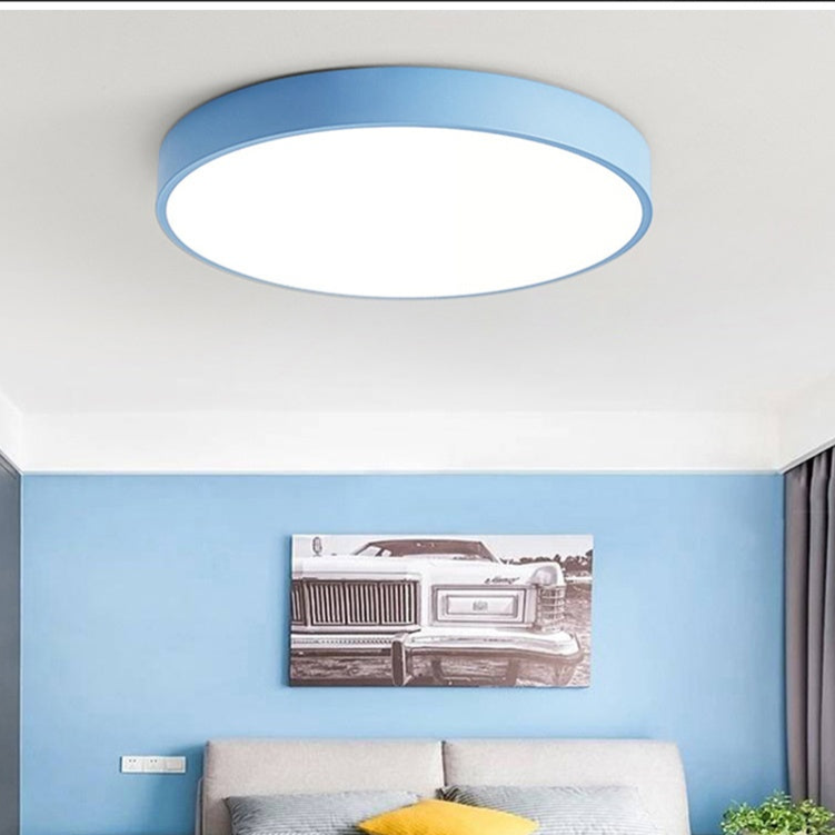 Luz de techo redonda delgada moderna y minimalista con brillo para espacios del hogar